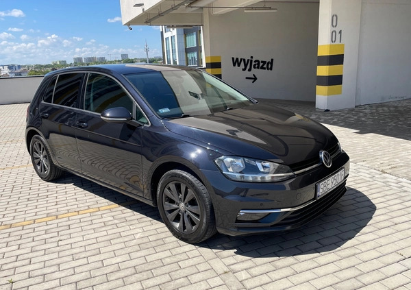 Volkswagen Golf cena 60900 przebieg: 77000, rok produkcji 2019 z Rzeszów małe 172